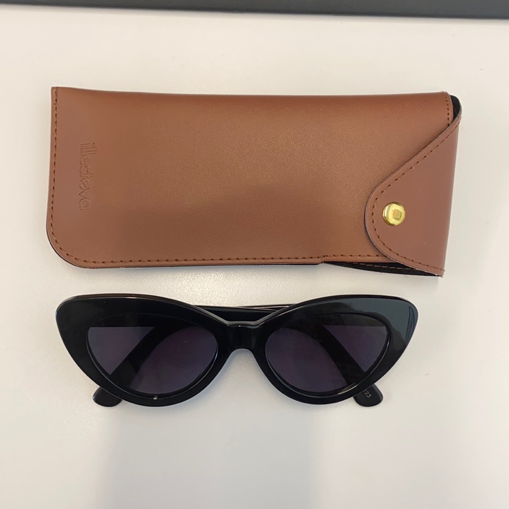 Illesteva Pamela Sunglasses